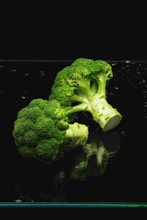 新鲜西兰花