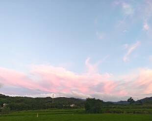 田园晚霞美景