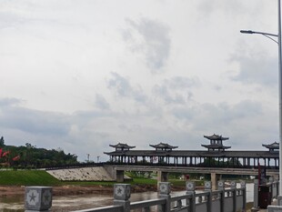 中式建筑风格的户外场景