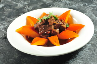 南瓜镶肉美食摆盘