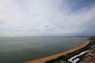 海滨城市美丽海岸线风光