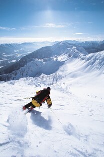 雪山滑雪