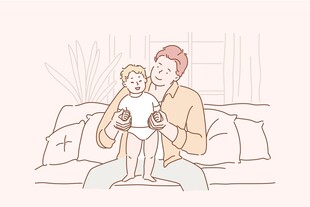 母亲怀抱幼儿温馨画面