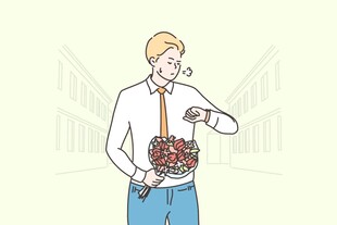 男士手持鲜艳花束送他人