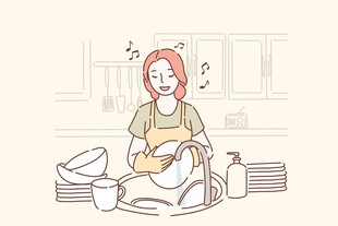 女孩专注于手工陶艺创作