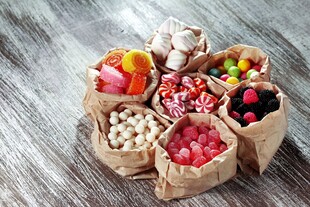 袋装多彩新鲜糖果