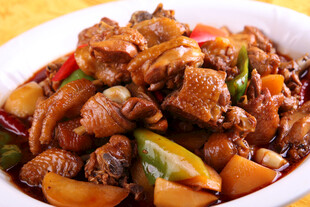 美味土豆烧鸡块