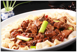 美味鸡肉炒面