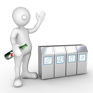 3D小人投放回收塑料瓶