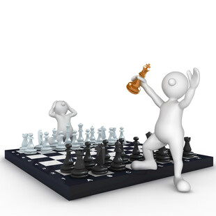 小人在棋盘上演奏萨克斯