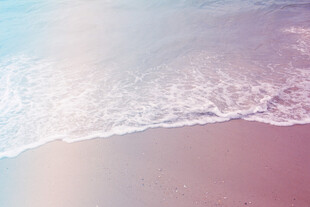 梦幻海滩海浪温柔画面