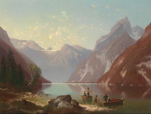 山间湖畔美景