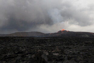 火山喷发景象