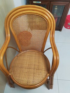 复古藤编扶手椅
