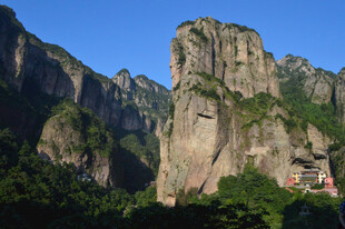 雁荡山壮丽山峰景观