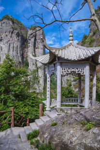 雁荡山山间古亭