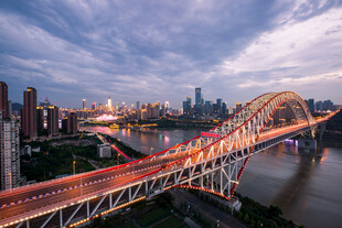 城市桥梁夜景璀璨风光