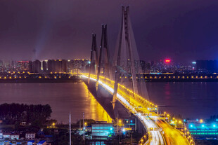 城市大桥璀璨夜景