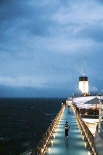 海上船行