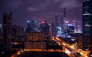 都市夜景璀璨灯火辉煌
