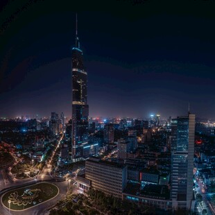 上海夜景俯瞰繁华都市风貌