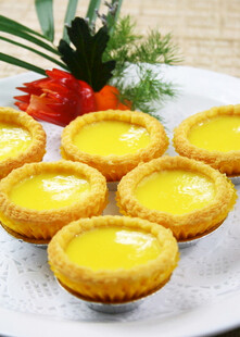 美味蛋挞色泽诱人