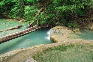 溪流
