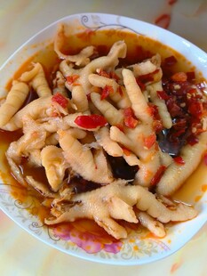 美味酸辣无骨凤爪