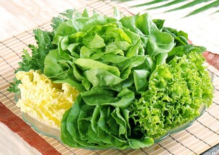 新鲜多样蔬菜拼盘