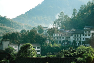 山间村落