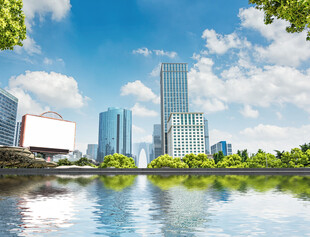 城市河畔风光现代建筑美景