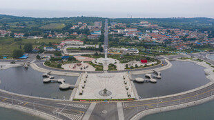 城市滨水景观俯瞰图
