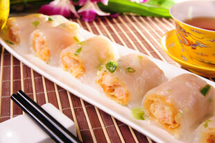 美味虾肉肠粉色泽诱人