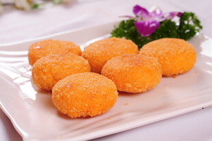 美味香酥南瓜球