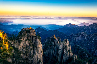 壮丽山景日出云海奇观