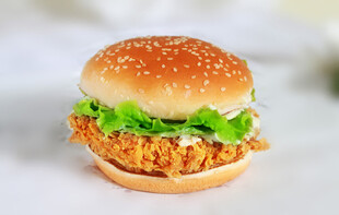 美味鸡肉汉堡