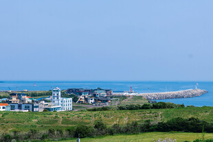 海滨小镇风光