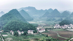 山间村落美景