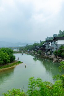 江南水乡河畔秀丽风光