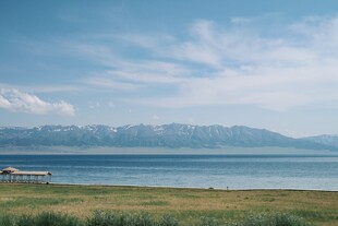 湖畔美景