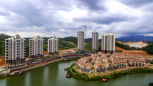 惠州河畔城市建筑群风景