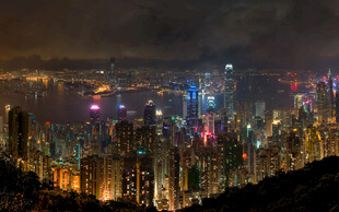 香港璀璨夜景俯瞰图