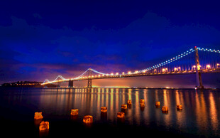 夜晚跨海大桥绚丽夜景
