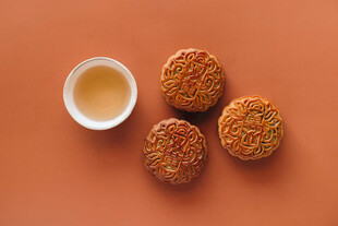 美味月饼配茶饮