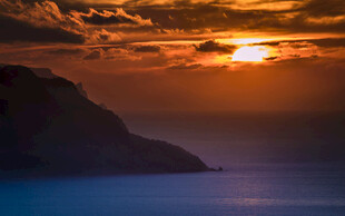 海边壮丽日落美景