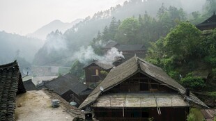 山间村落民居景观