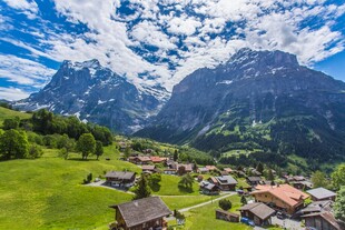 山间美丽村落自然景致