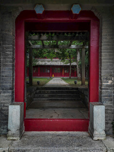 庭院红门