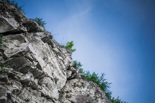 峭壁岩石