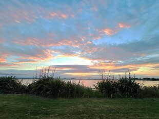 海滨绚丽晚霞美景